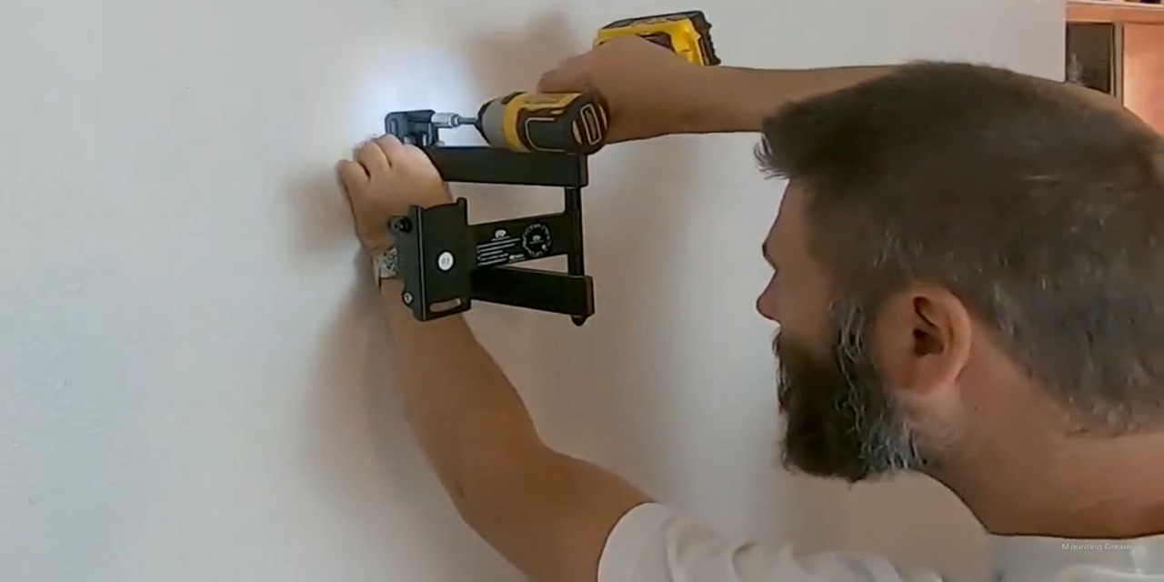 How To Wall Mount A Vizio TV? The Best Method